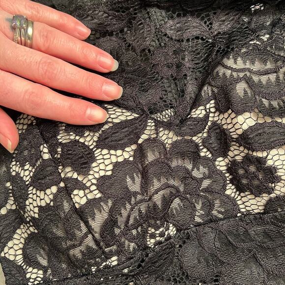 VINTAGE 90s Lace Mini Bodycon Dress sz Small XS Black Witchy Gothic 1/2 Sleeve - Picture 6 of 9